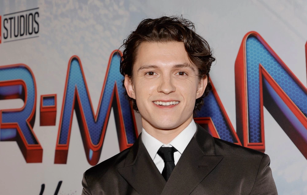 Tom Holland Umbrella từng gây bùng nổ mạng xã hội