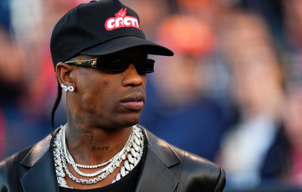 Travis Scott shoes biểu tượng thời trang đường phố sành điệu