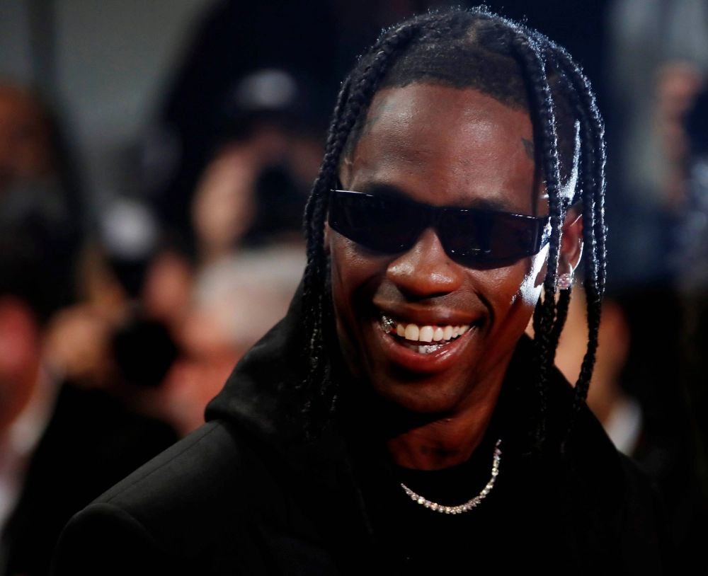 Travis Scott fish chi tiết độc đáo gây tò mò khán giả