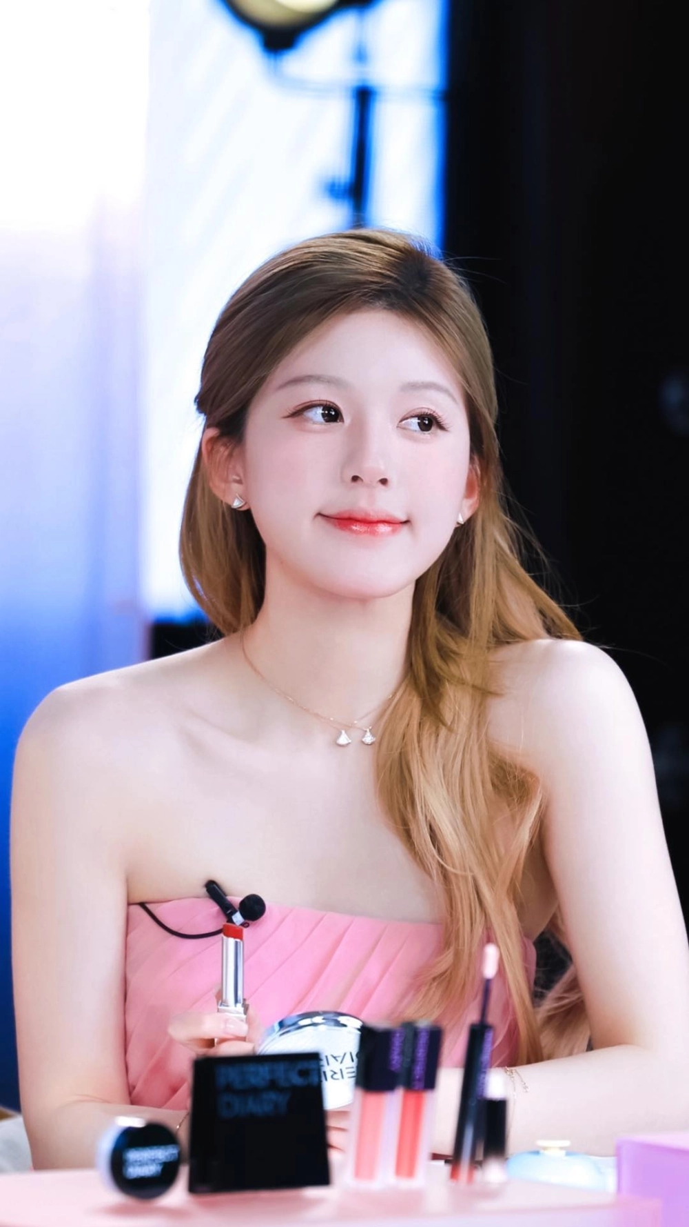 Triệu Lộ Tư bị bệnh gì cô hoàn toàn khỏe mạnh hiện nay