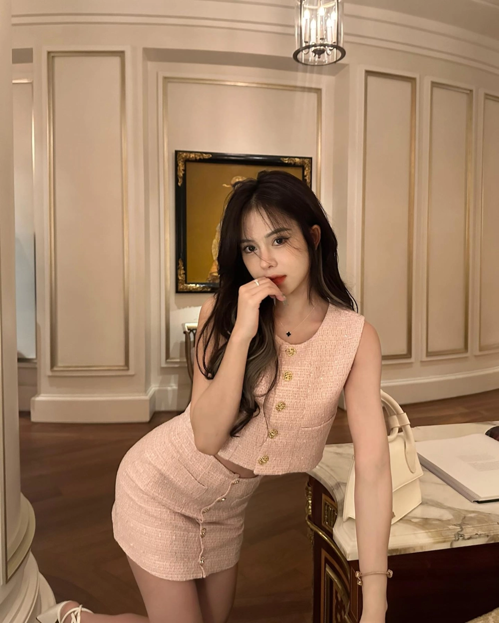 Gái xinh việt nam tự nhiên mịn màng mê hoặc