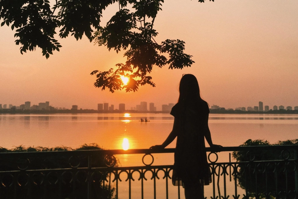 Ảnh cảnh hoàng hôn đẹp huyền ảo lãng mạn