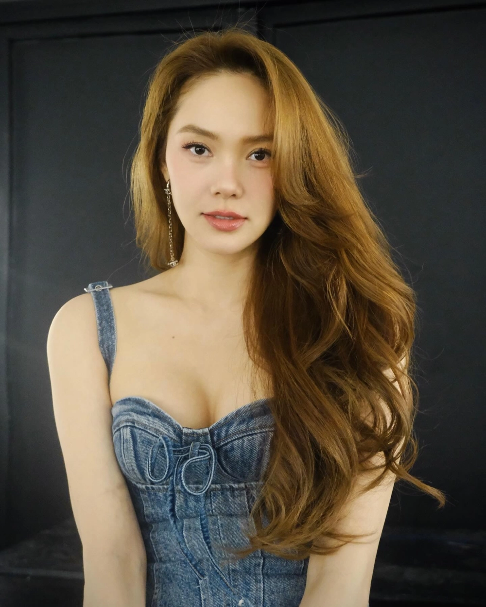 Ca sĩ Minh Hằng giọng hát ngọt ngào