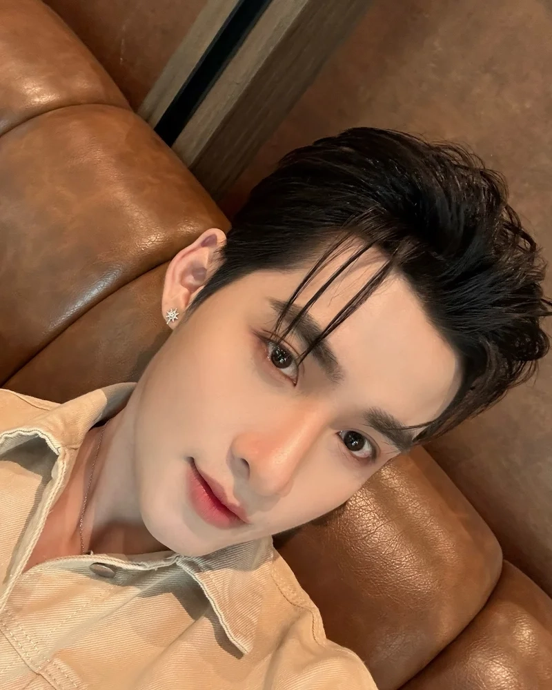 Khám phá hành trình nổi bật của Gemini Hùng Huỳnh trong làng giải trí