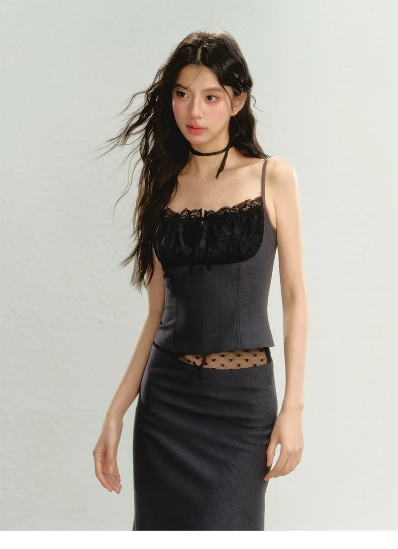 Phong cách nổi bật của gái mặc áo 2 dây thời trang khiến dân mạng mê mẩn