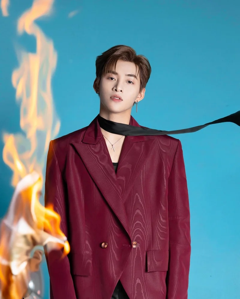 Khoảnh khắc viral của Anh Trai Say Hi Hùng Huỳnh trên mạng