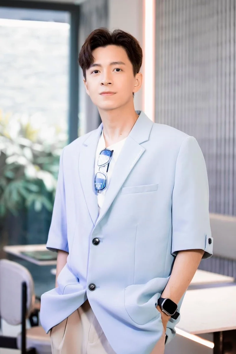 Loạt khoảnh khắc Ngô Kiến Huy mới nhất đang khiến mạng xã hội bùng nổ