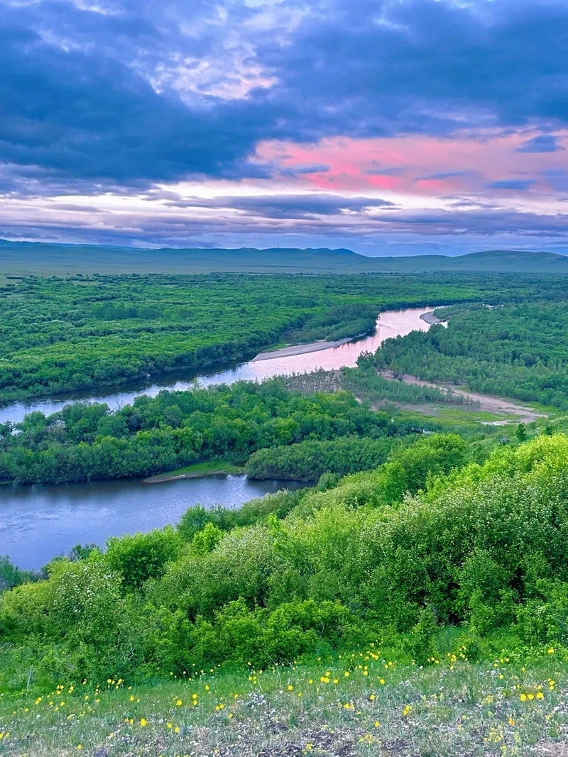 Cảm nhận không gian vô tận của phong cảnh Mông Cổ rộng lớn
