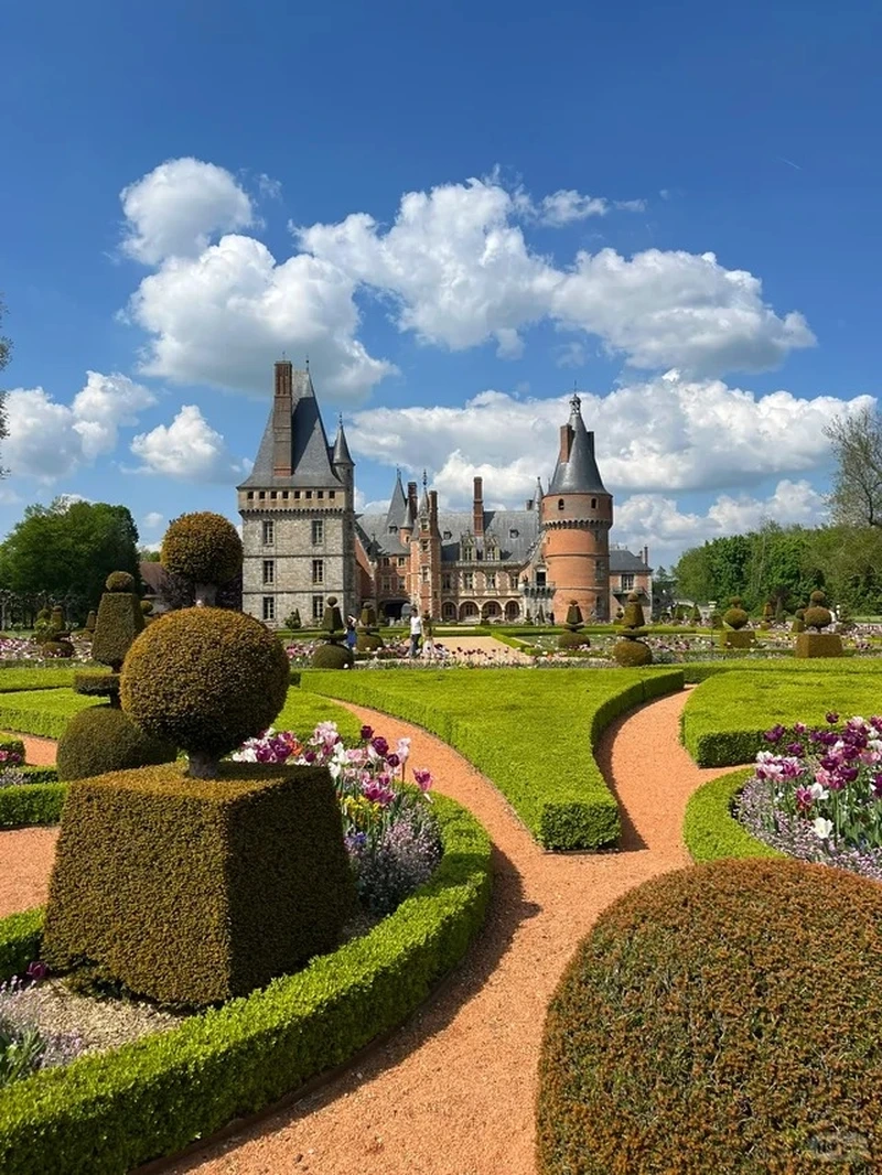 Cảm nhận tình yêu qua từng góc phong cảnh Paris lãng mạn