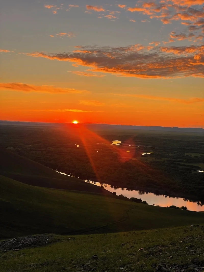 Những đường chân trời tuyệt đẹp trong phong cảnh Mông Cổ núi đồi