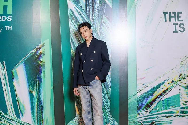 Ca khúc cảm xúc Soobin Hoàng Sơn Tháng Năm khiến fan bồi hồi