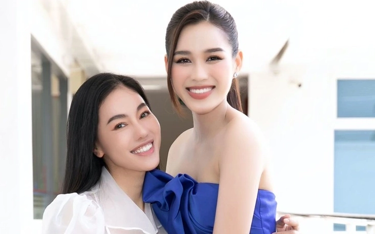 Á hậu Ngọc Thảo cùng dàn người đẹp hội ngộ chung khung hình đọ sắc