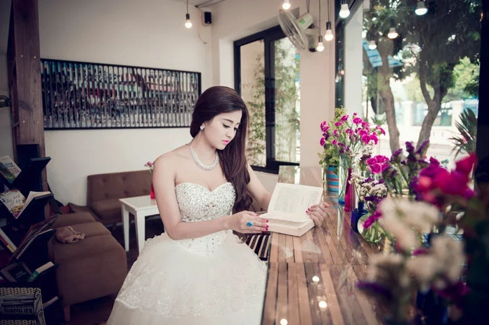 Ảnh màn hình khóa cô gái đầy phong cách
