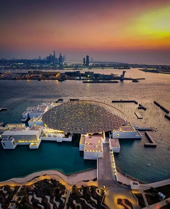 Bảo tàng Louvre Abu Dhabi
