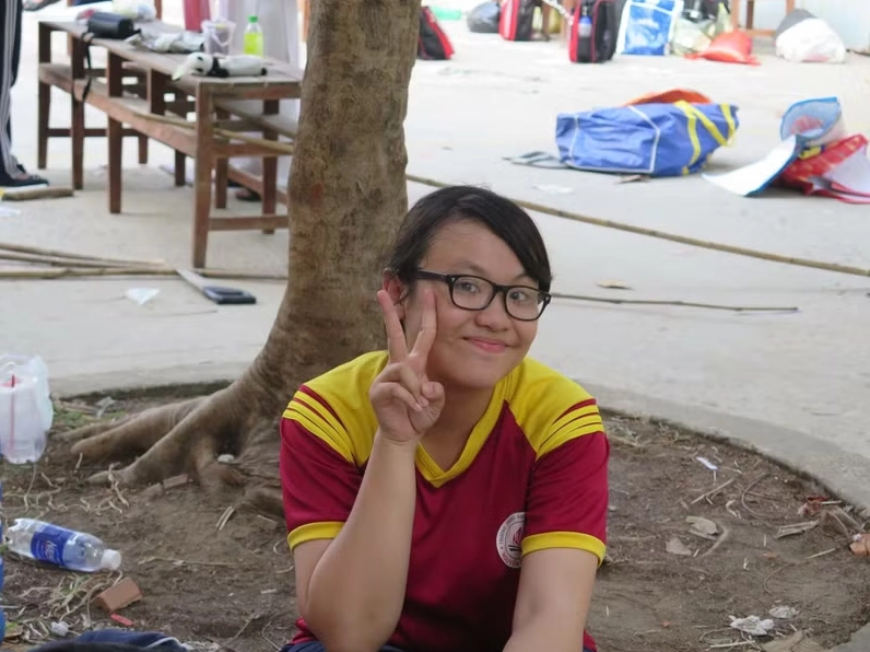 Bức ảnh chân dung đầy cuốn hút của Á hậu Thủy Tiên trong trang phục thanh lịch