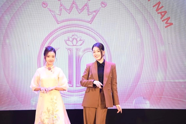 Bức ảnh toát lên vẻ trưởng thành và đằm thắm của cô gái ở tuổi thanh xuân rực rỡ