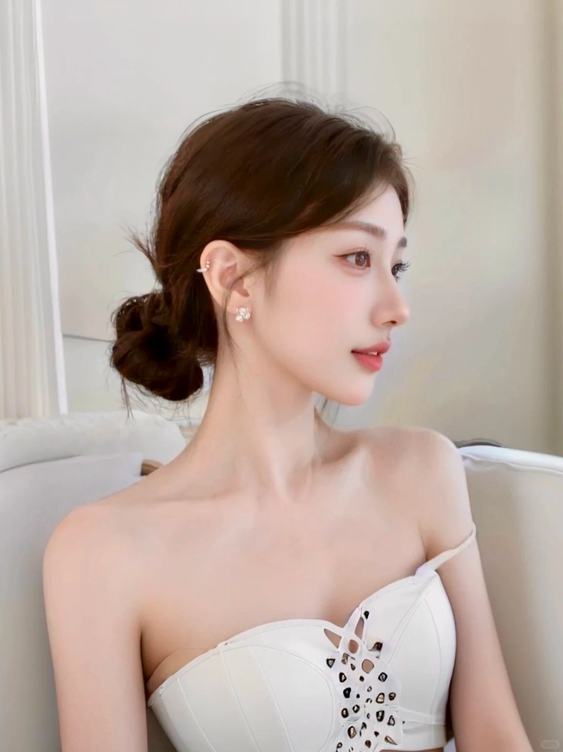 Bức ảnh xinh xắn của mỹ nhân Trung Quốc với thần thái cute