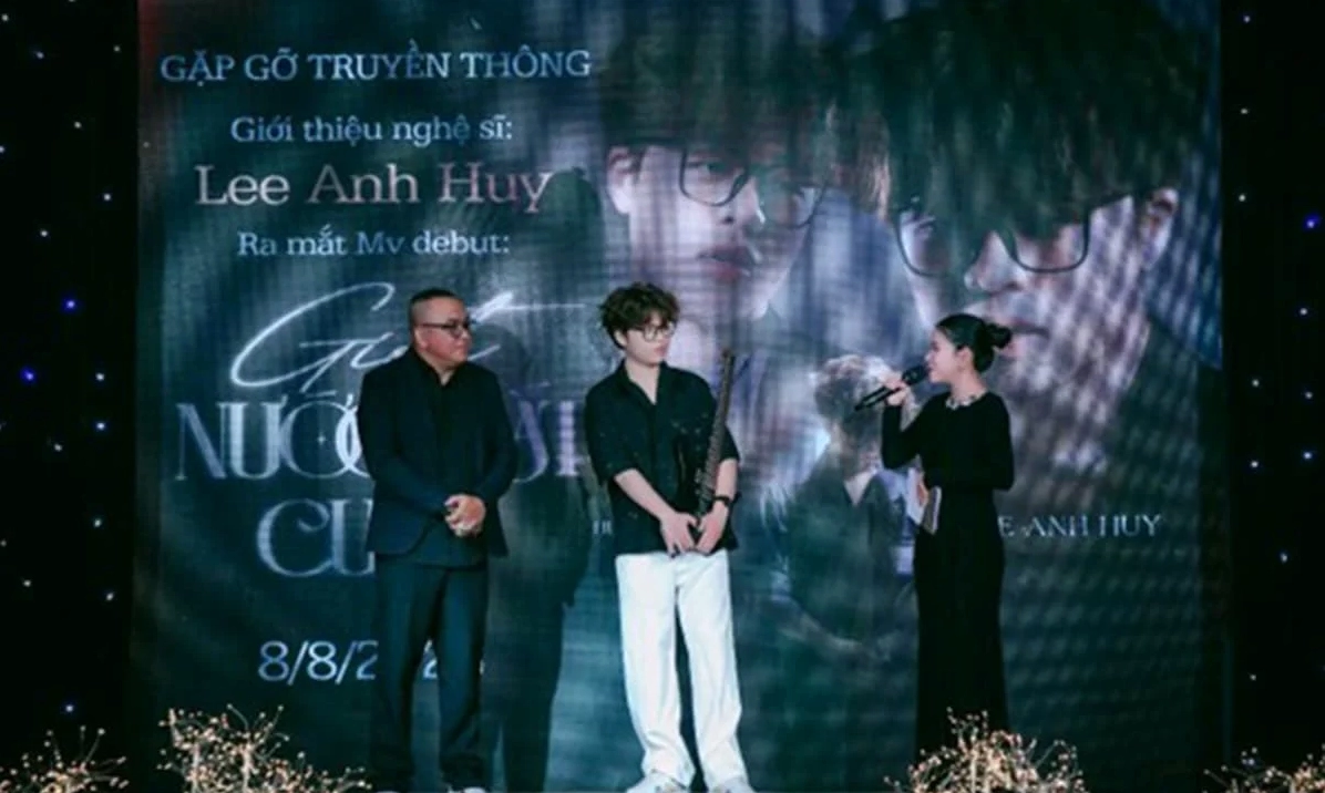 Ca sĩ Lee Anh Huy rạng rỡ trong buổi ra mắt MV mới với nhiều kế hoạch hứa hẹn