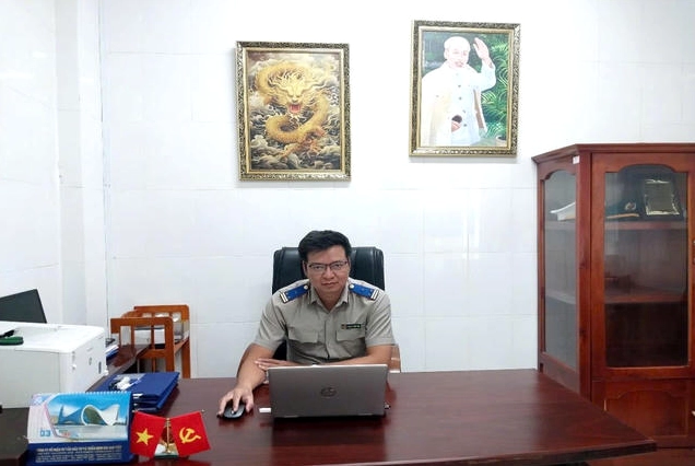 Cán bộ thi hành án dân sự