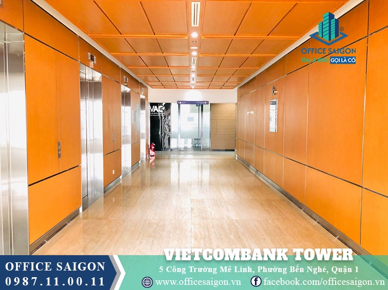 Cận cảnh sảnh thang máy của tòa nhà Vietcombank Tower