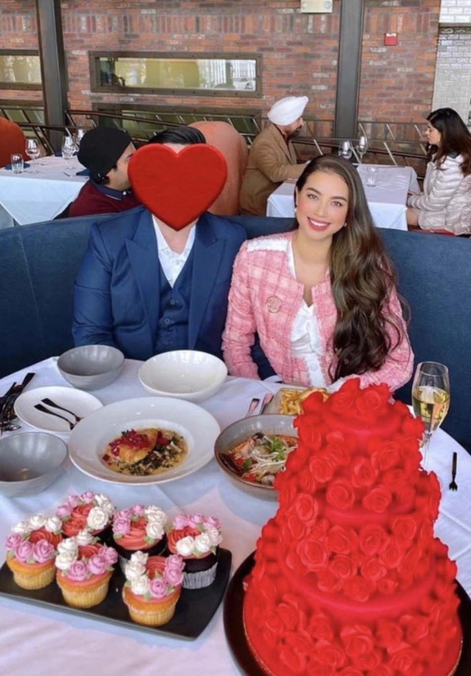 Chân dung nam doanh nhân Bobby Trần