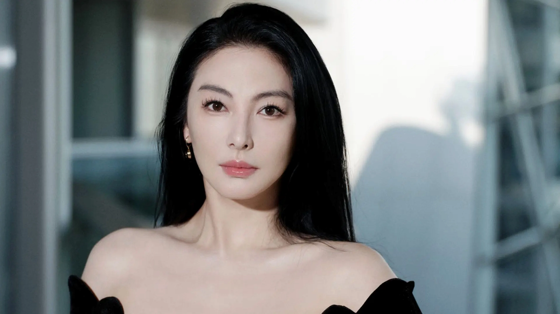 Diễn viên Trương Vũ Kỳ gây xôn xao mạng xã hội