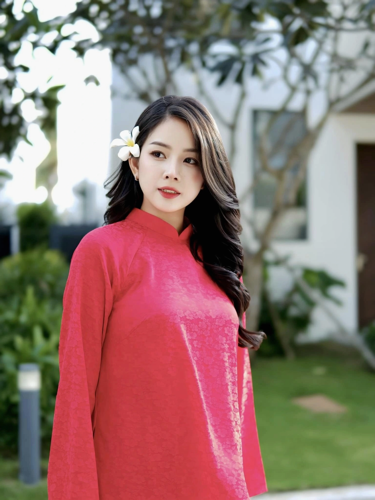 DJ Mie trong trang phục đời thường giản dị