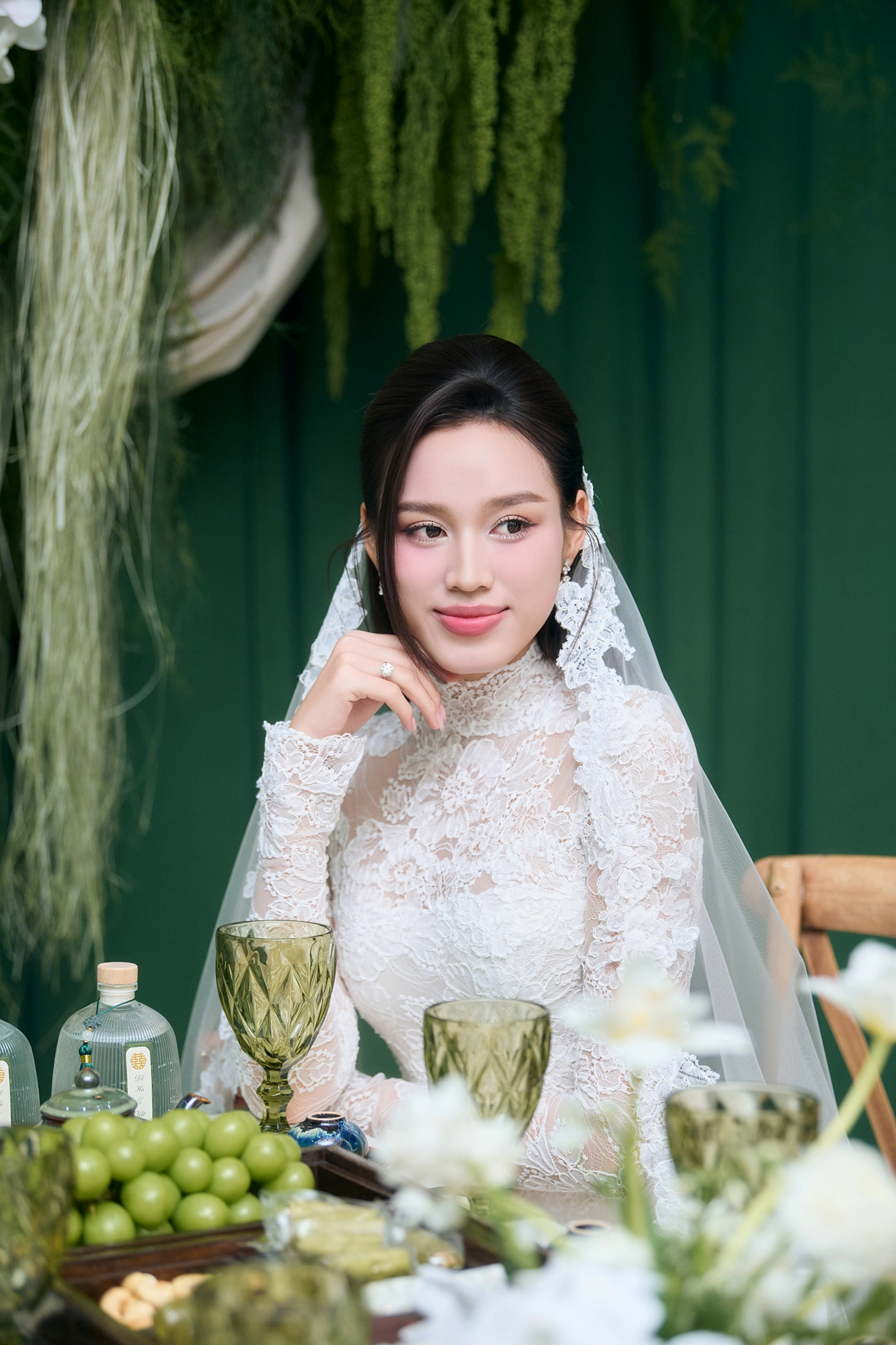 Đỗ thị hà dịu dàng đằm thắm