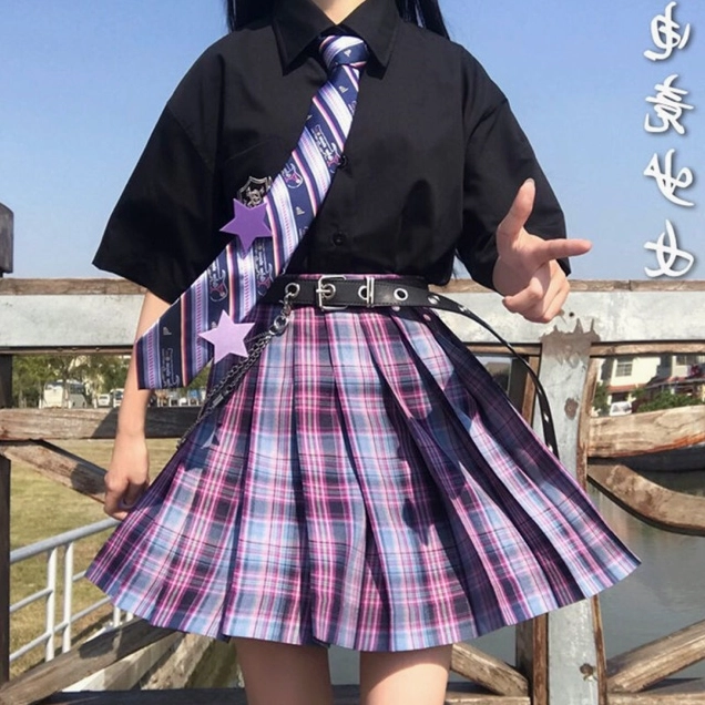 Đồng phục học sinh với màu sắc đa dạng
