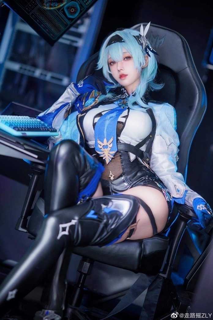 Gái xinh cosplay nhân vật Liên Quân đầy cảm xúc