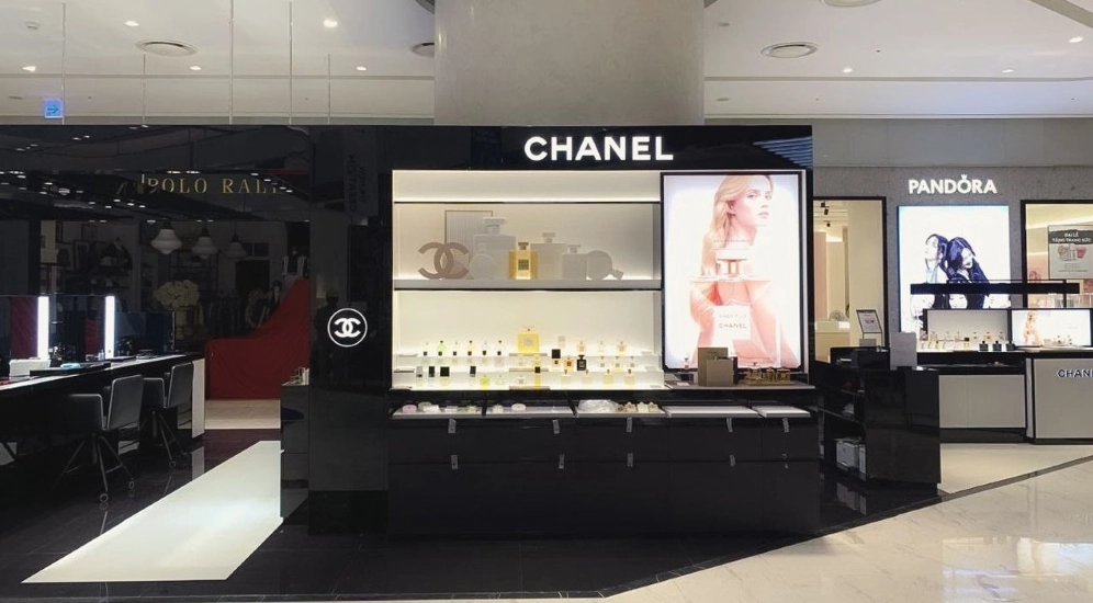 Gian hàng Chanel Beauty sang trọng tại Lotte Center