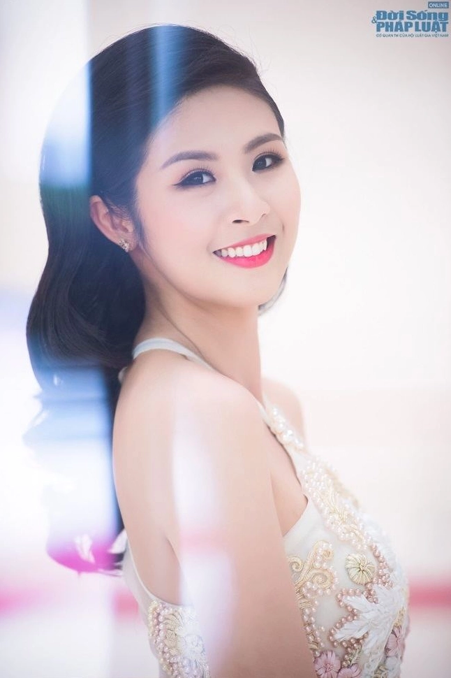 Gương mặt thanh tú đậm nét Á Đông của ngọc hân hoa hậu