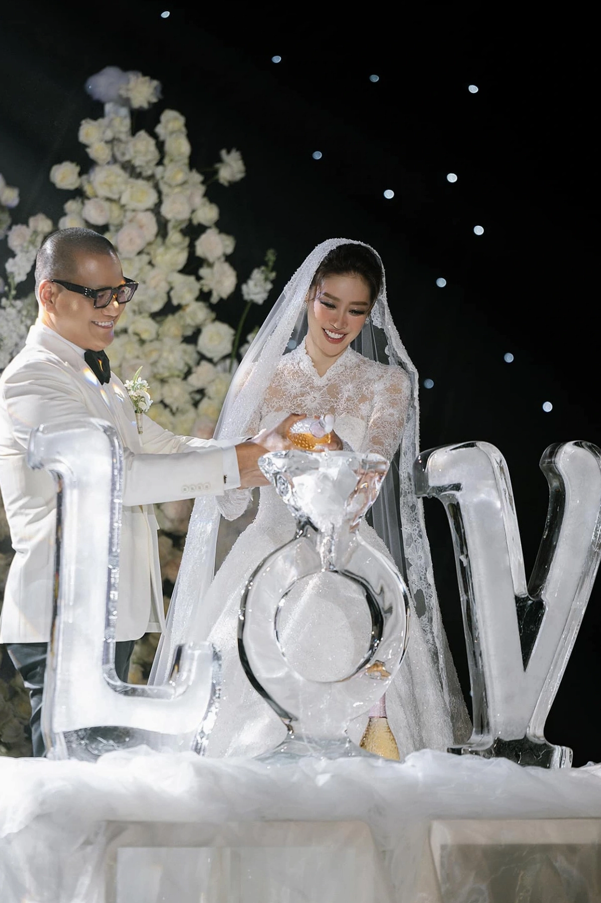 Hình ảnh đời thường hạnh phúc của khánh vân sau khi lấy chồng