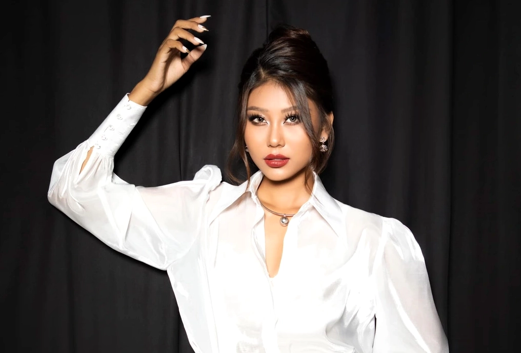 Hình ảnh giản dị của Thạch Thu Thảo trong những chuyến đi