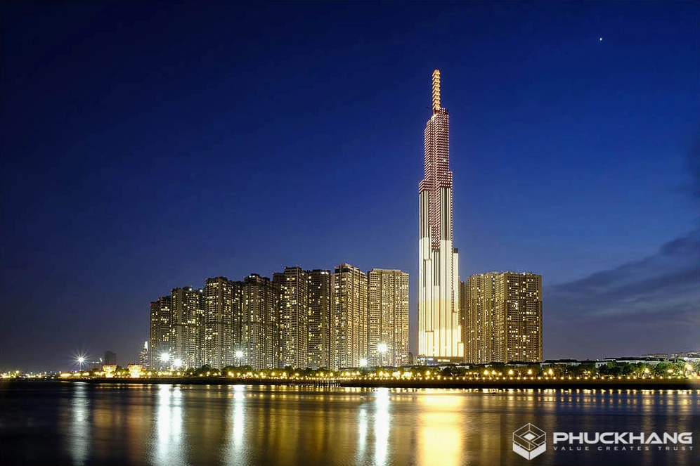 Hình ảnh Landmark 81 vươn lên đầy tự hào tại Việt Nam