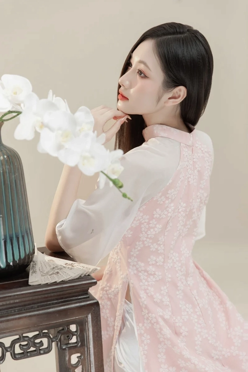 Hình ảnh nổi bật trong bộ sưu tập gái xinh da trắng