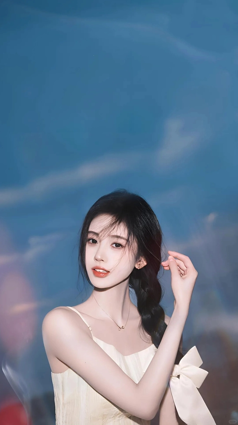 Khoảnh khắc đời thường tự nhiên của một girl xinh Trung Quốc