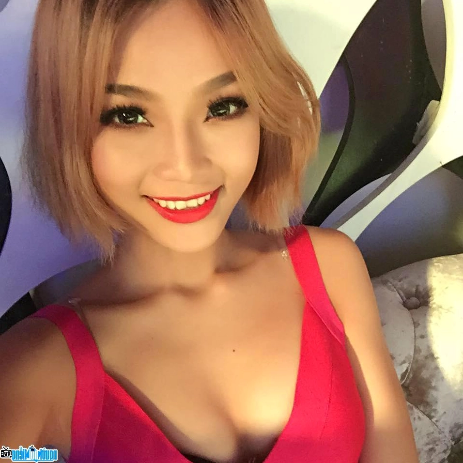 Khoảnh khắc sexy quyến rũ đời thường của DJ King Lady
