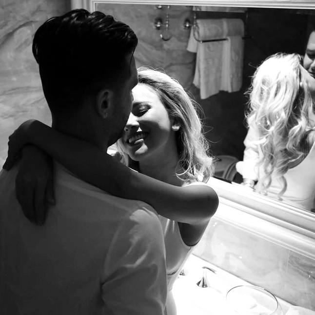 Khoảnh khắc thảnh thơi dạo phố của người đẹp