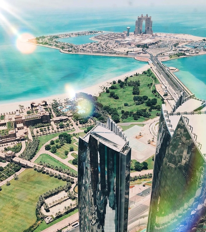 Không gian tĩnh lặng của đài quan sát tháp Etihad