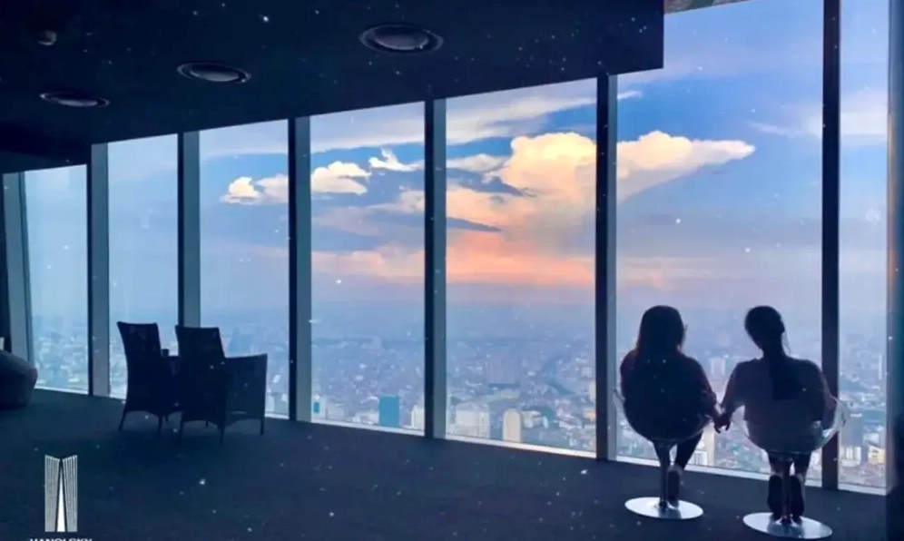 Khung cảnh bao la của Hà Nội nhìn từ trên cao tại Lotte Center