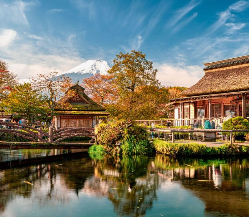 Làng cổ Oshino Hakkai thanh bình và yên ả