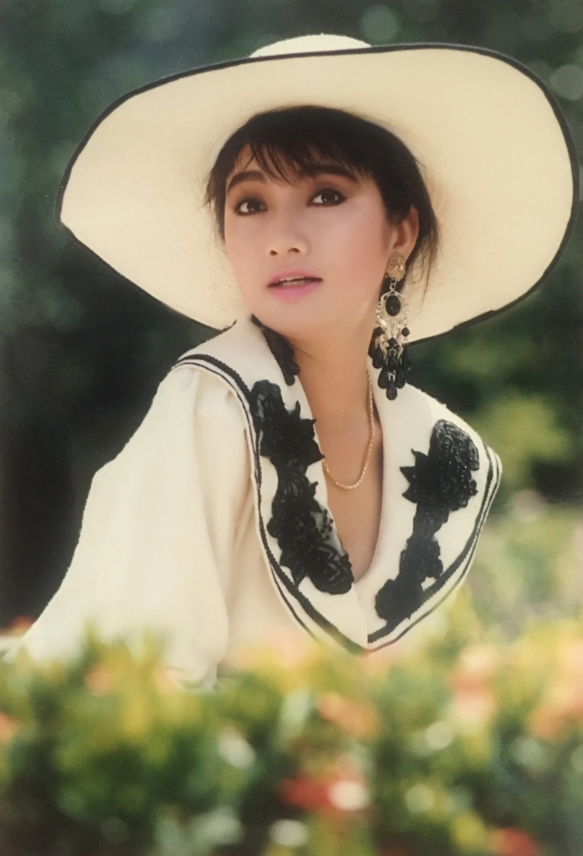 Lý Thu Thảo trên ảnh lịch