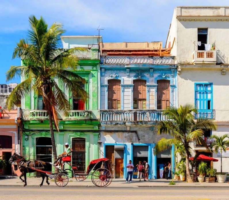 Màu sắc rực rỡ và nhịp sống thanh bình tại một quốc đảo xa xôi