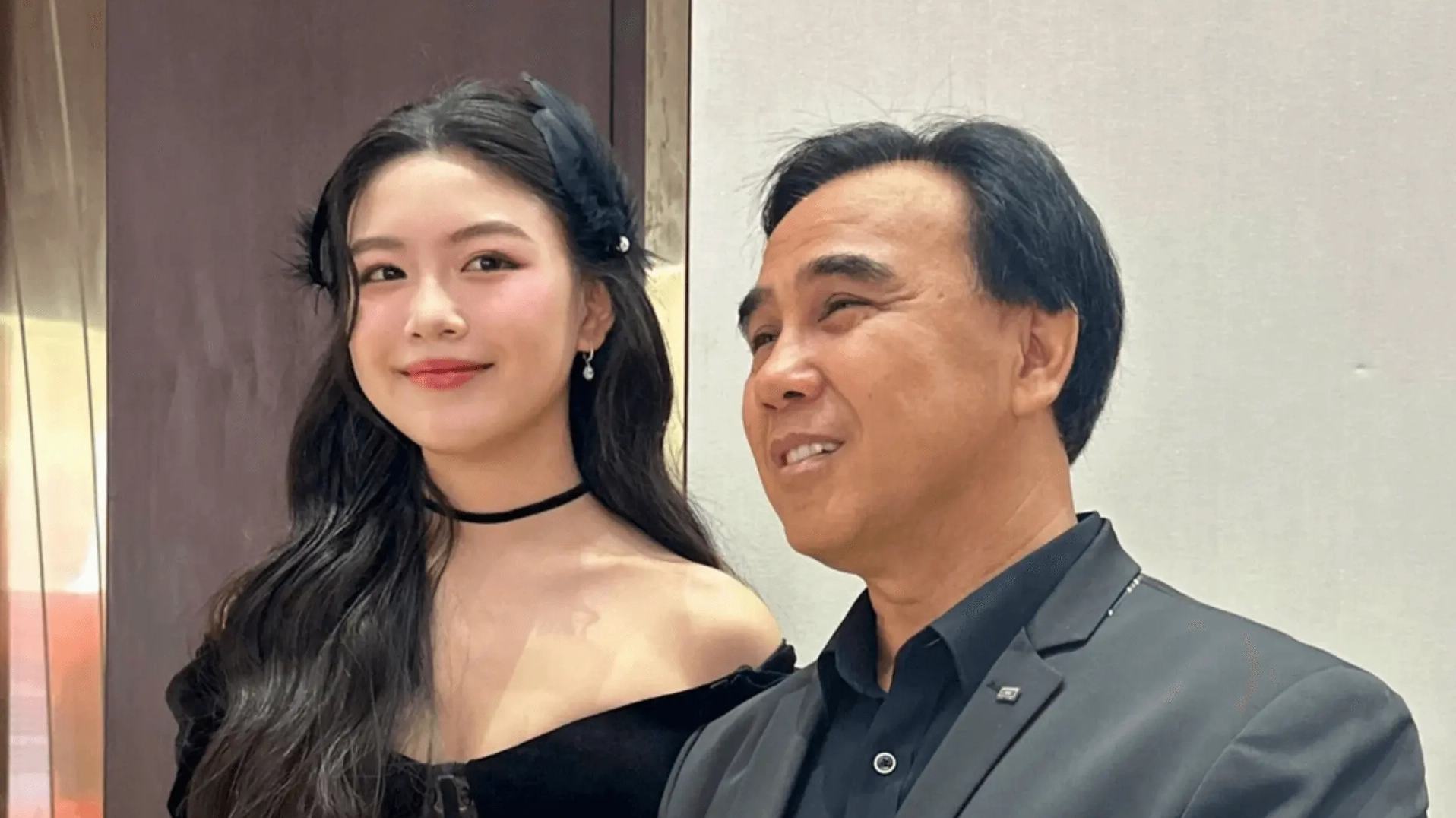 MC Quyền Linh đăng ảnh mừng sinh nhật con gái lộng lẫy