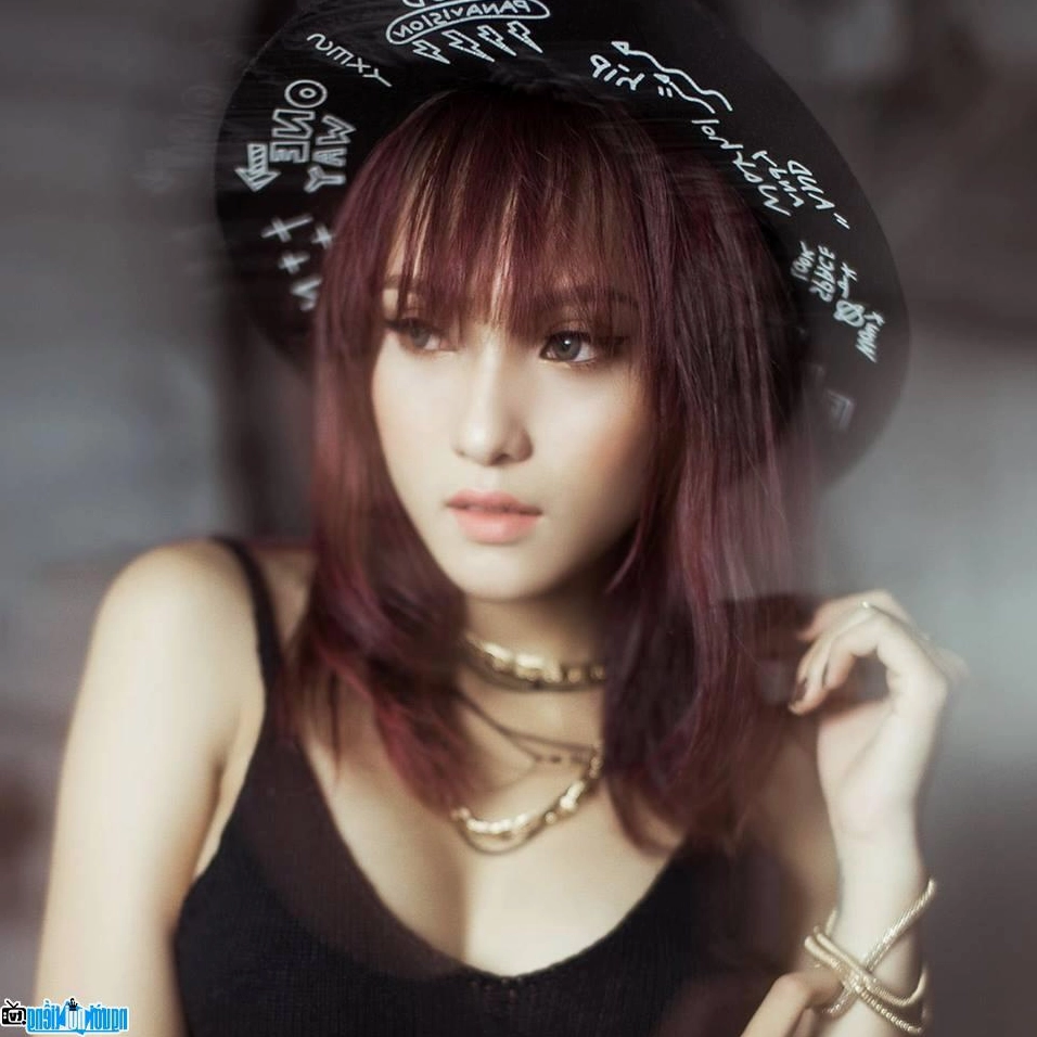 Một bức ảnh chân dung tuyệt đẹp khác của nữ DJ Tyty