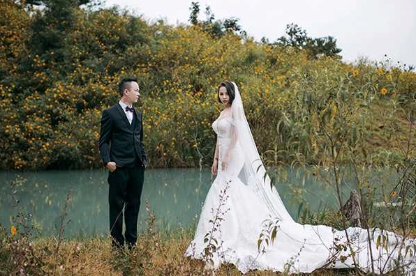 Một bức ảnh khác ghi lại nụ cười hạnh phúc của cặp đôi DJ đình đám Hà thành