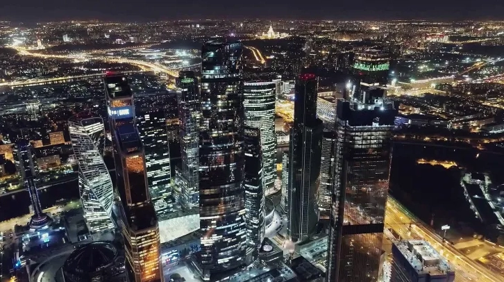 Một góc nhìn khác về cấu trúc đỉnh tháp phức tạp