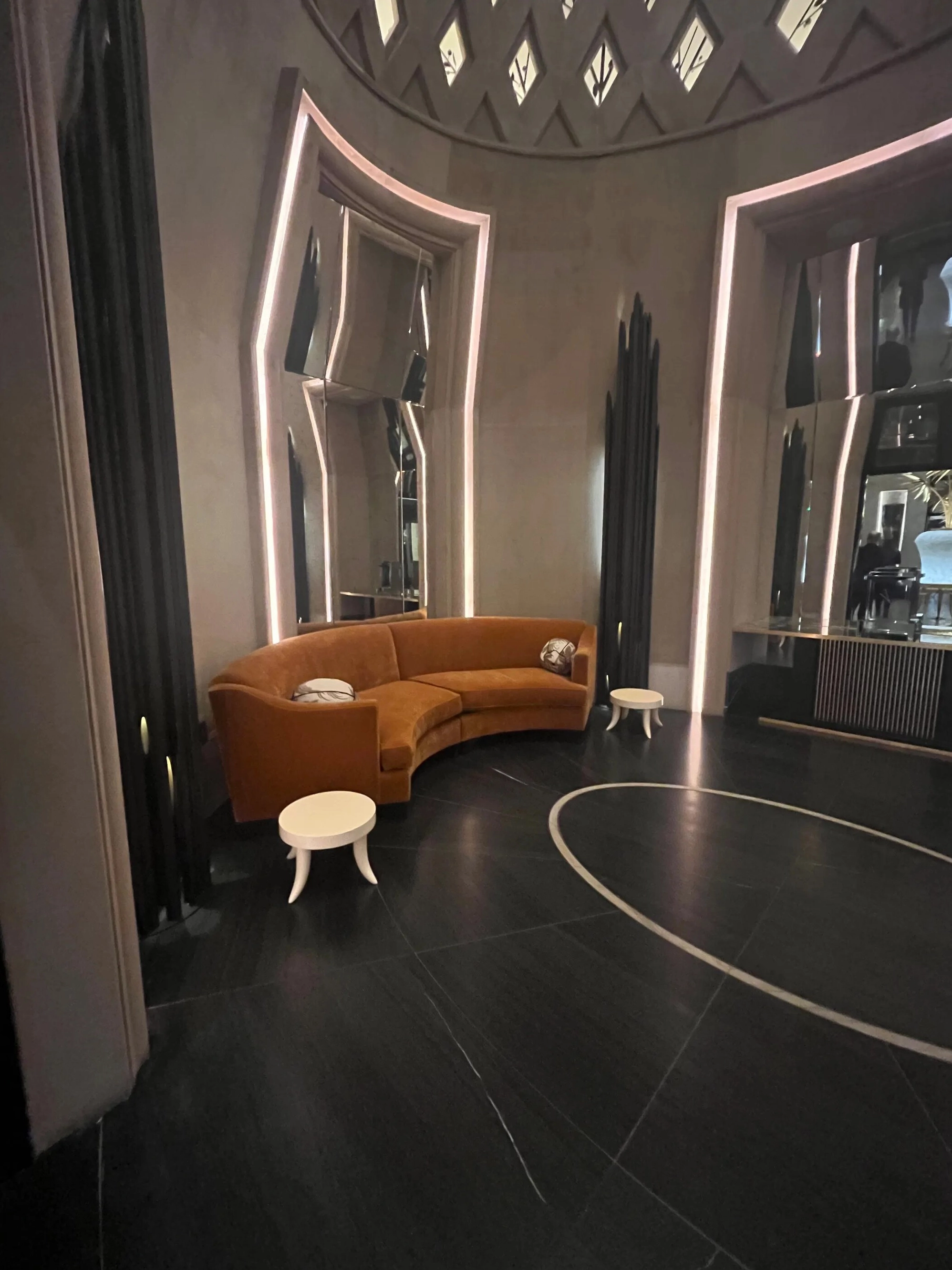 Một góc phòng khách với tầm nhìn panorama