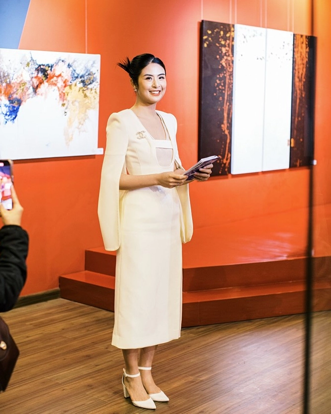 Nét đẹp nền nã của đặng thị ngọc hân trong trang phục truyền thống